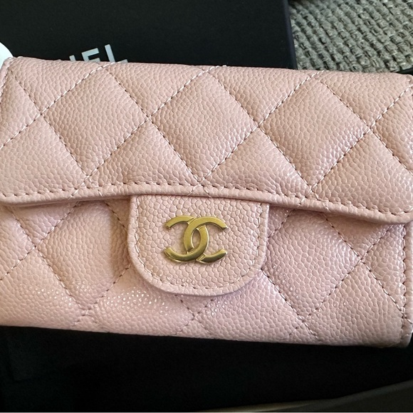 NEW CHANEL 24K Light Pink Caviar GHW Quilted Classic Snap Card Holder w/ receipt - Picture 5 of 14
